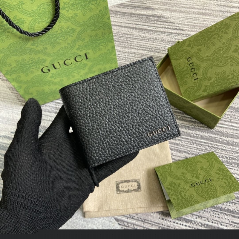 G*u*i wallets & purse